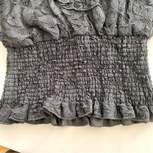 Sunny Leigh Black Lace Blouse Size Medium Smocked Waist Long Sleeve Top - Picture 10 of 14